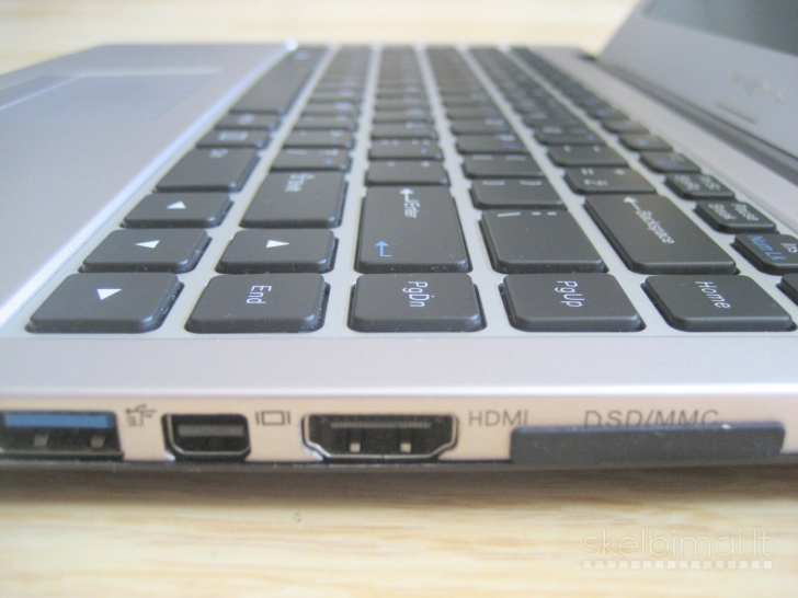 Mažas greitas metalinis 13.0 FHD IPS/ 256GB/ 3 val