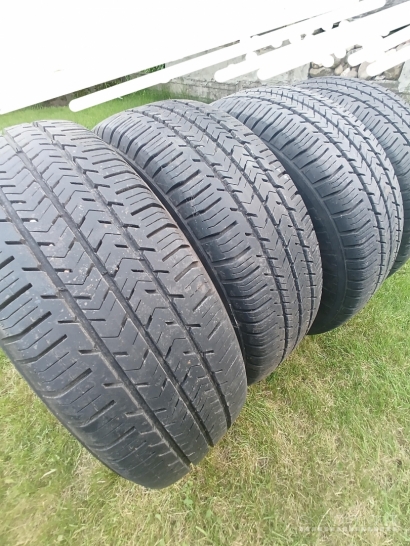 Padangos mažai naudotos, Michelin 215/65R16C