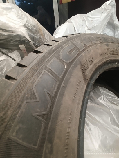 Padangos mažai naudotos, Michelin 215/65R16C