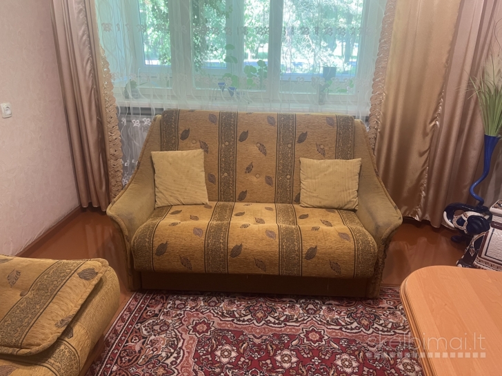 Parduodu sofas lovas