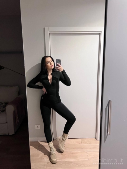 paremsim jauna, sportiška ir griežta vaikina