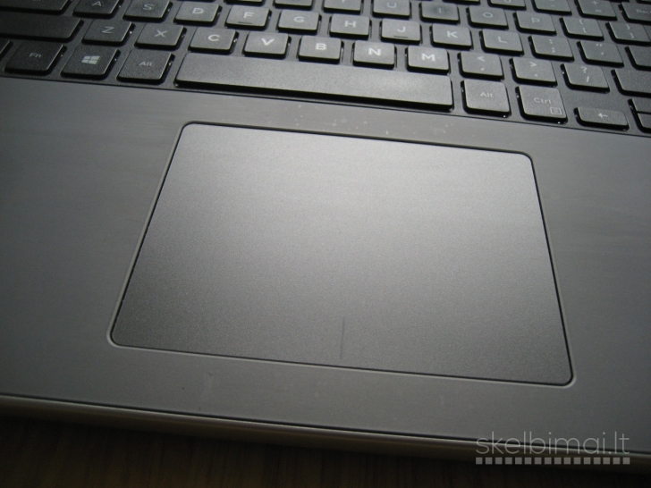 DELL 5759 žaidimams 4GB Radeon/ 17.3 FullHD IPS