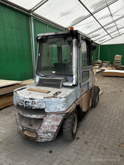 Dyzelinis krautuvas Nissan, WGF03A40U, 1995 m., 2W330