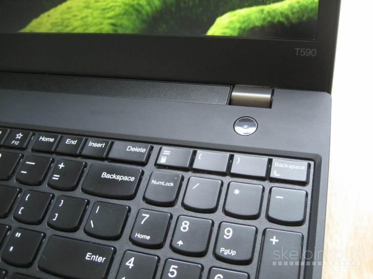 Greitas Lenovo T590 su nauja baterija 256GB/ 8GB