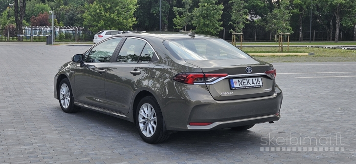 Parduodama Toyota Corolla Sedanas, 1.8 Hybrid, automatinė. (2020-04-16)
