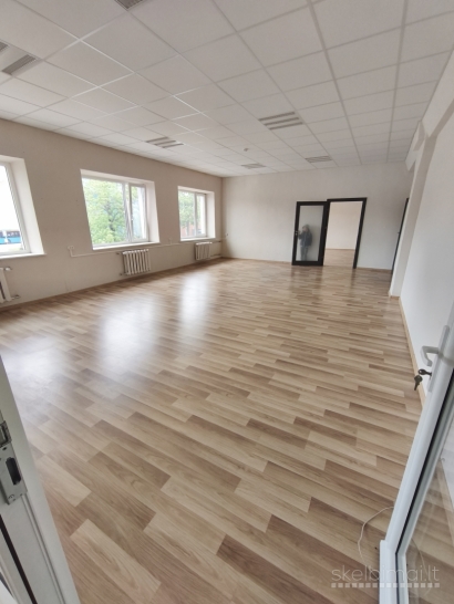 Išnuomojamos 100,74 kv.m. Administracinės patalpos Naujoji Uosto g. Klaipėda