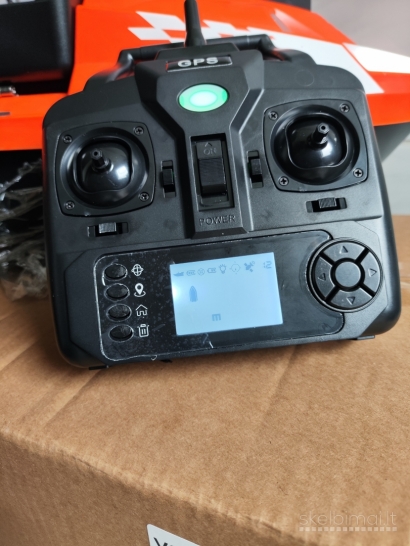 Naujas Flytec V802 pašaro jauko gabenimo laivelis su GPS 