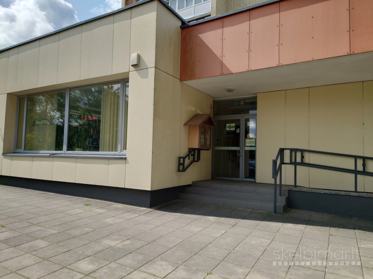 Parduodamas labai pigiai 4-ių kambarių butas
