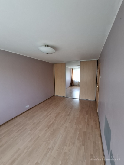 Nuomojamas 1 k. butas geroje vietoje Karoliniškėse
