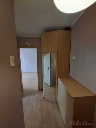Nuomojamas 1 k. butas geroje vietoje Karoliniškėse