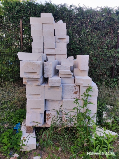 Nepanaudoti dujų silikato blokeliai