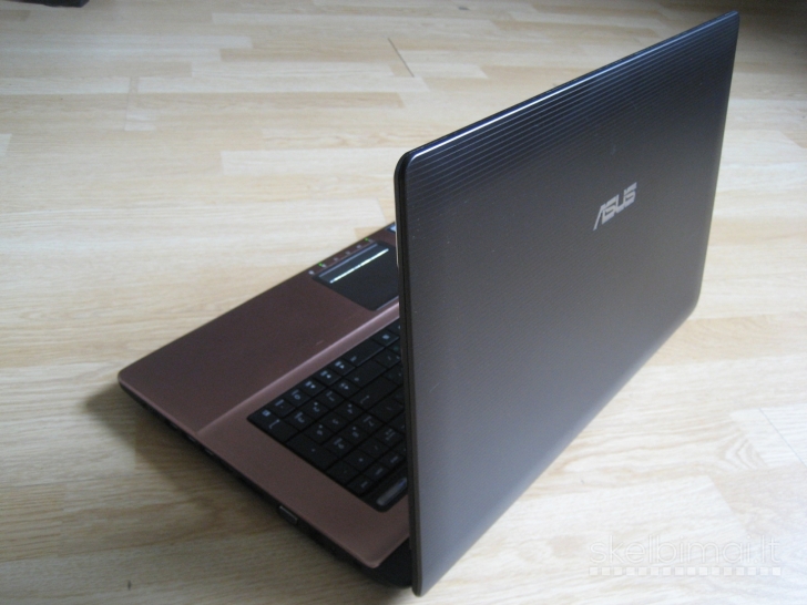 Puikus 17.3 Asus K73E i5/ 128GB+1000GB/ 8GB/ 3 val