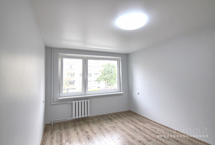 Parduodamas labai geroje vietoje ką tik suremontuotas 3-jų kambarių butas