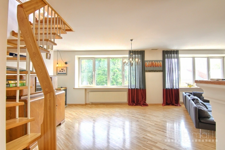Parduodamas išskirtinis 168,57 m² butas miesto centre