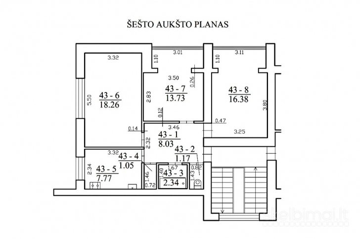 PARDUODAMAS YPATINGAI ŠVIESUS UNIKALAUS PLANO BUTAS PAČIAME PANEVĖŽIO CENTRE