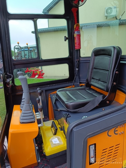 Mini Dyzelinis Ekskavatorius Enzo Ht-10h