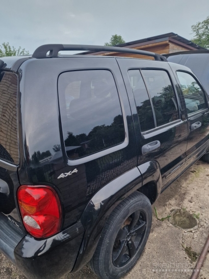 JEEP LIBERTY