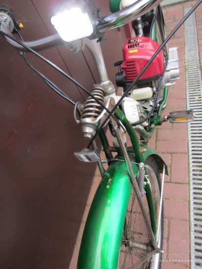 Motorinis-mopedas 4T