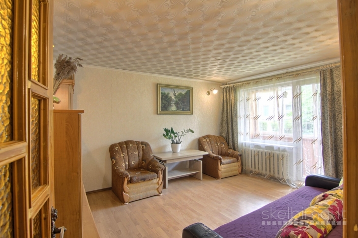 Parduodamas tvarkingas 2-jų kambarių butas