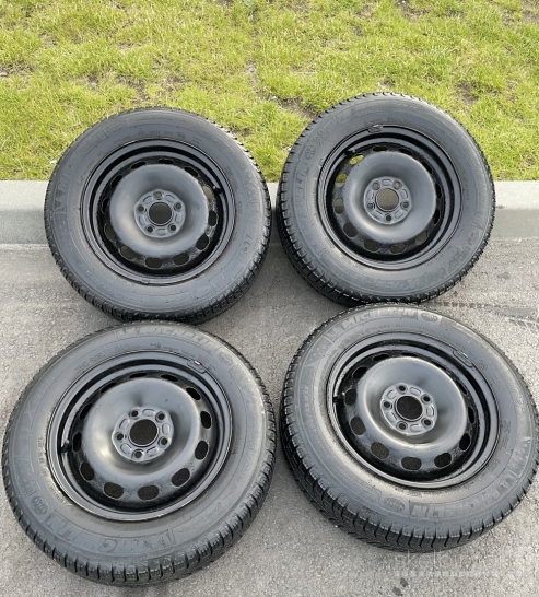 Ratlankiai su padangomis – 195/65R15 Michelin