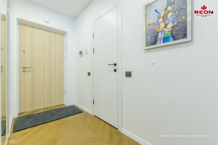 IŠNUOMOJAMAS VISIŠKAI NAUJAS 2 KAMBARIŲ BUTAS KĄ TIK BAIGTAME A+ KLASĖS NAM