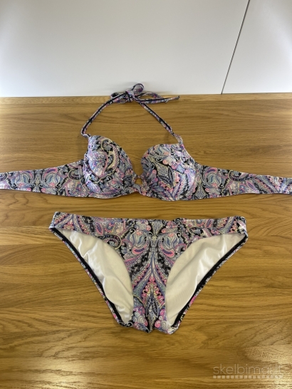 Victoria's Secret atskiras maudymosi kostiumėlis - ryškių spalvų
