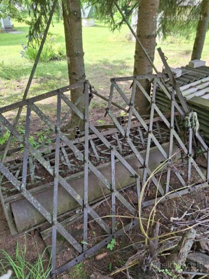Parduodu T 25 traktoriaus inventorių