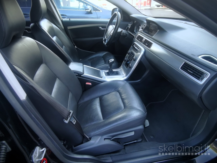Volvo V70 2014