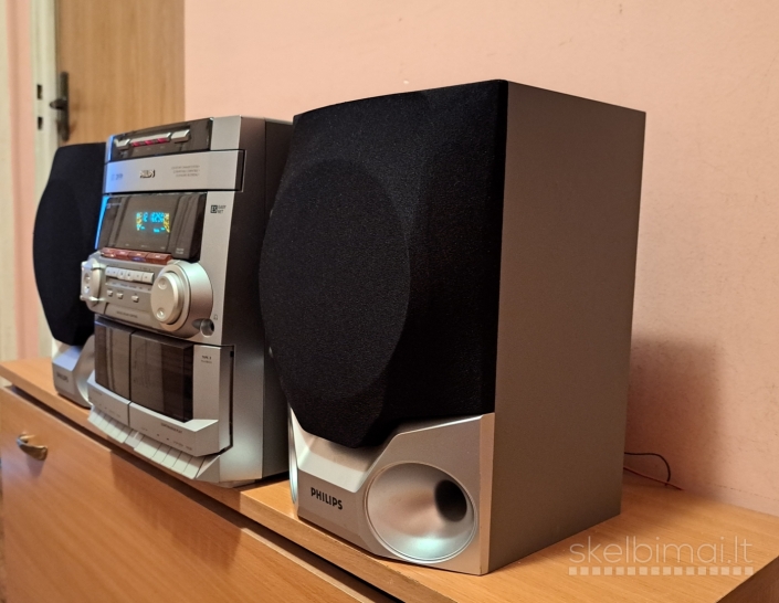 Muzikinis centras Philips ir kolonėlės 