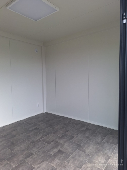 Modernus ir kokybiškas 7x3 m modulinis namelis