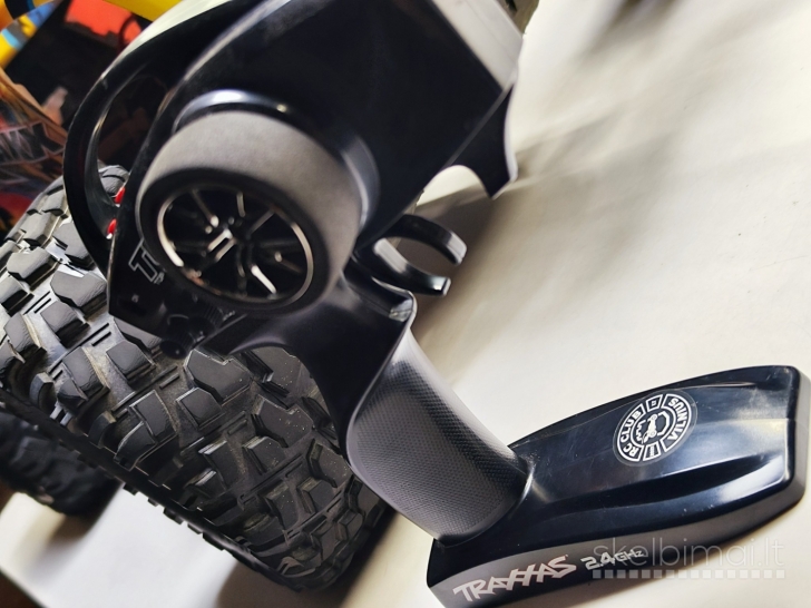 Naudotas Traxxas X-Maxx 4x4 8S – puiki proga įsigyti pigiau