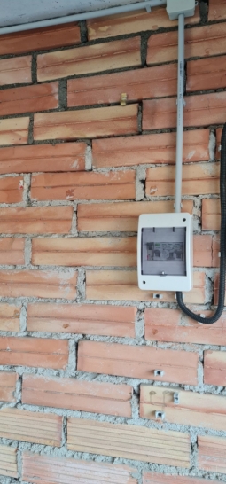 ATNAUJINTO GARAŽO NUOMA ISLANDIJOS PL. 