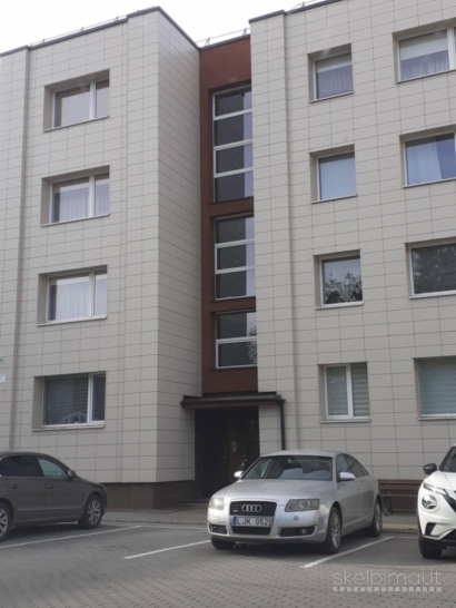 Parduodamas dviejų kambarių butas