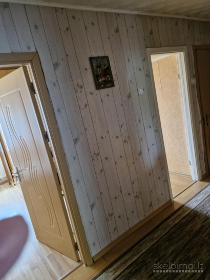 Parduodamas dviejų kambarių butas