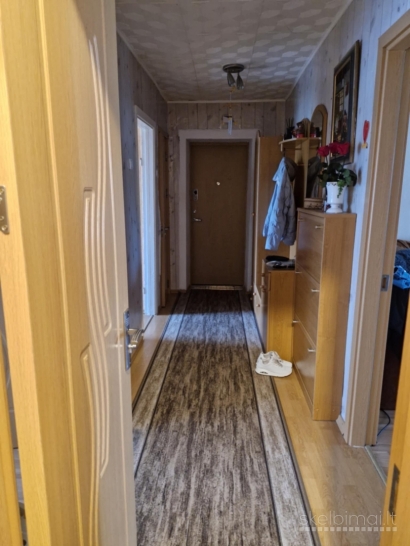 Parduodamas dviejų kambarių butas