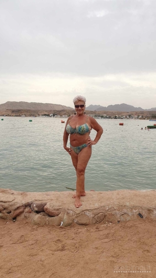 Sexbomb graziu,siek tiek apvaliu kuno formu