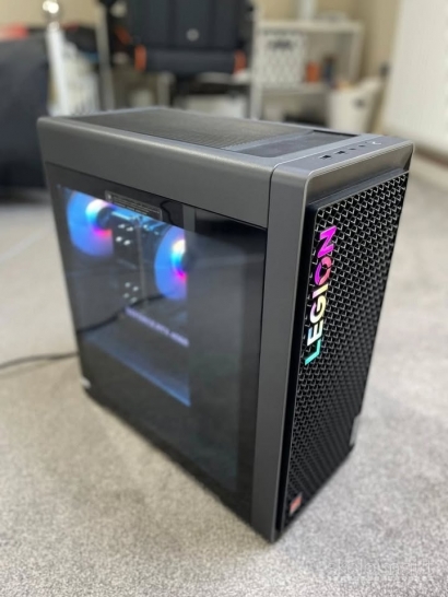 Parduodu galingą žaidimų kompiuterį Lenovo Legion