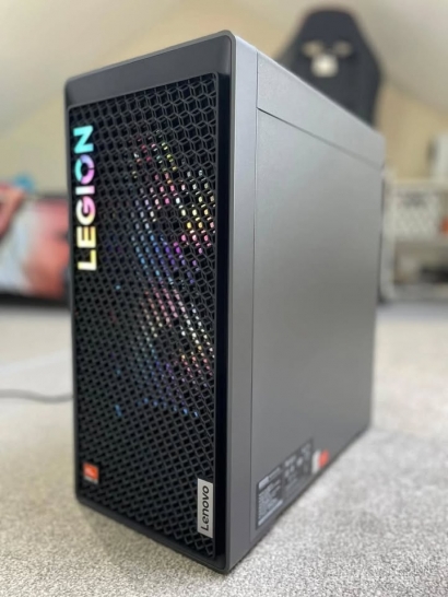 Parduodu galingą žaidimų kompiuterį Lenovo Legion
