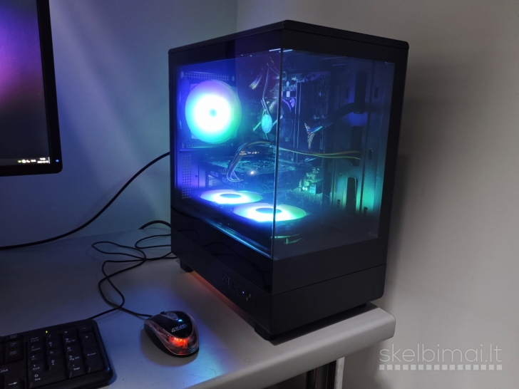 Gaming žaidimų kompiuteris su monitorium