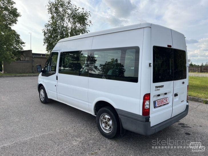 Keleivinis mikroautobusas 