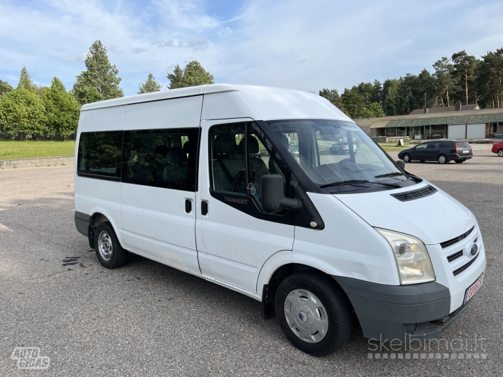 Keleivinis mikroautobusas 