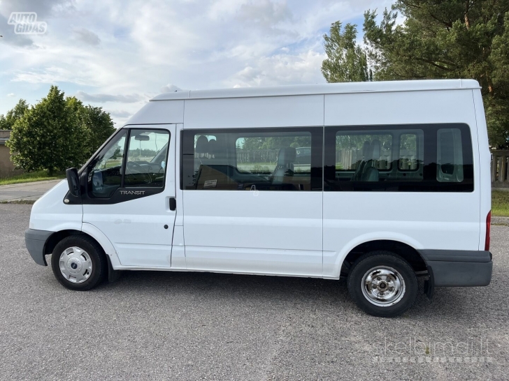 Keleivinis mikroautobusas 