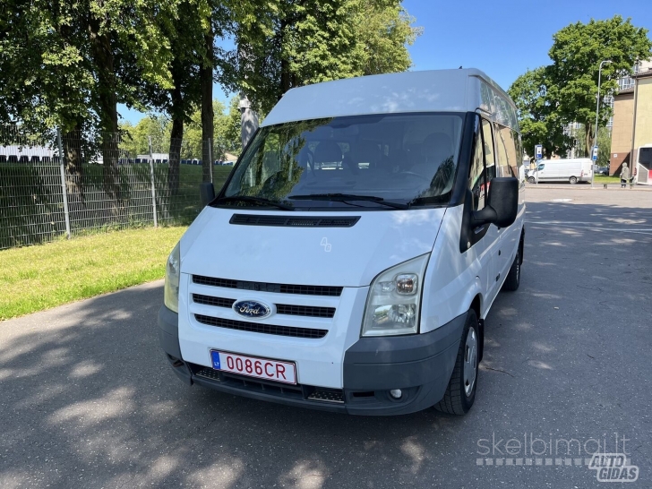 Keleivinis mikroautobusas 