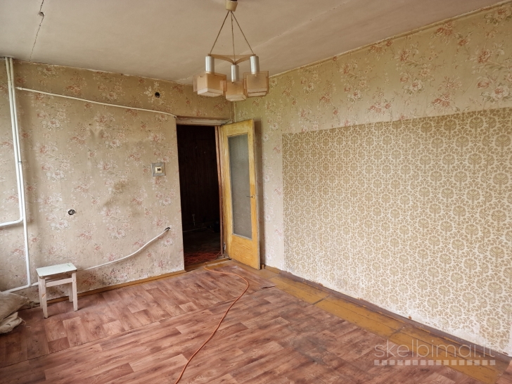 PARDUODAMAS 3 KAMBARIŲ BUTAS GIRDŽIŲ KM. JURBARKO RAJ