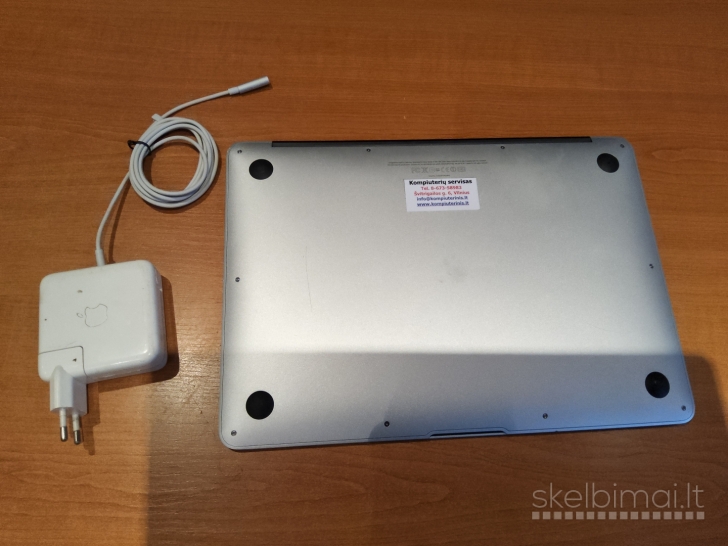 Apple MacBook Air: i5, 13,3" 1440x900, 4gb, 256gb