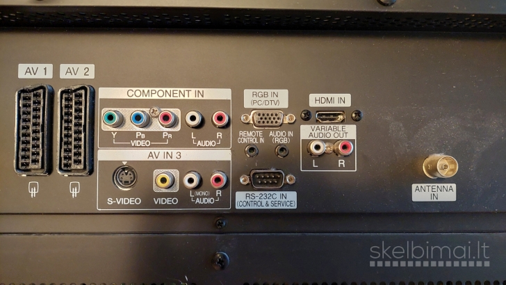 LG sieninis televizorius