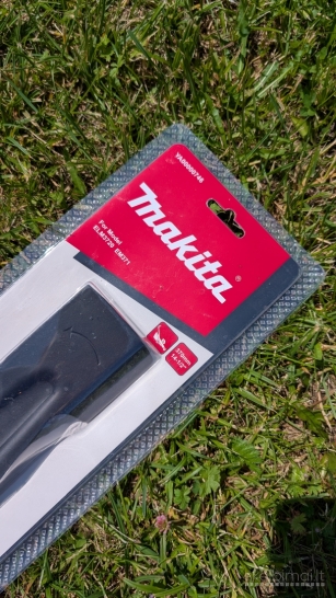 Makita ELM3720 Elektrinė vejapjovė 1400W 37CM - su trūkumų