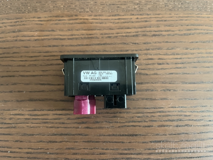 VW USB ir Aux jungtis 5G0035222F