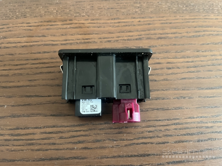VW USB ir Aux jungtis 5G0035222F