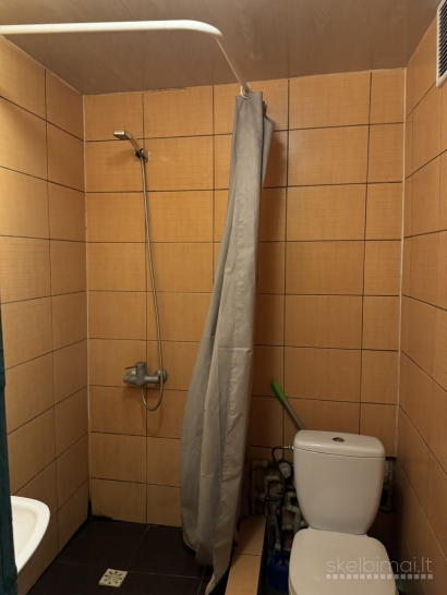 2 kambarių butas bendrabučio tipo Šiauliuose Spindulio g.